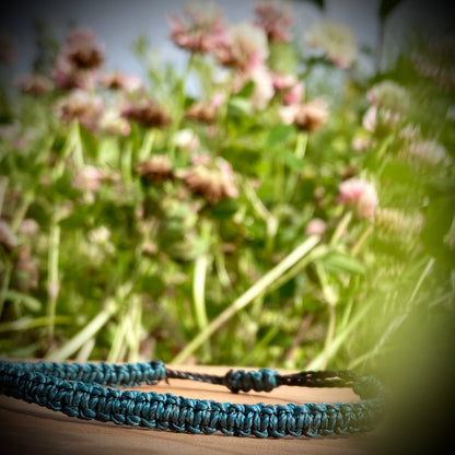 Armband - Dunkelgrünes mit Schiebeknoten